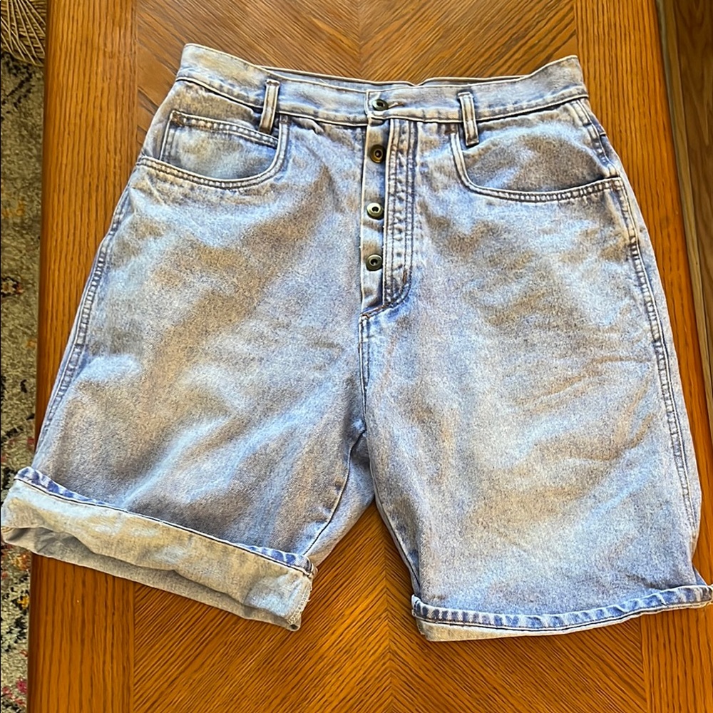 BILL BLASS Vintage Light Blue Denim Shorts